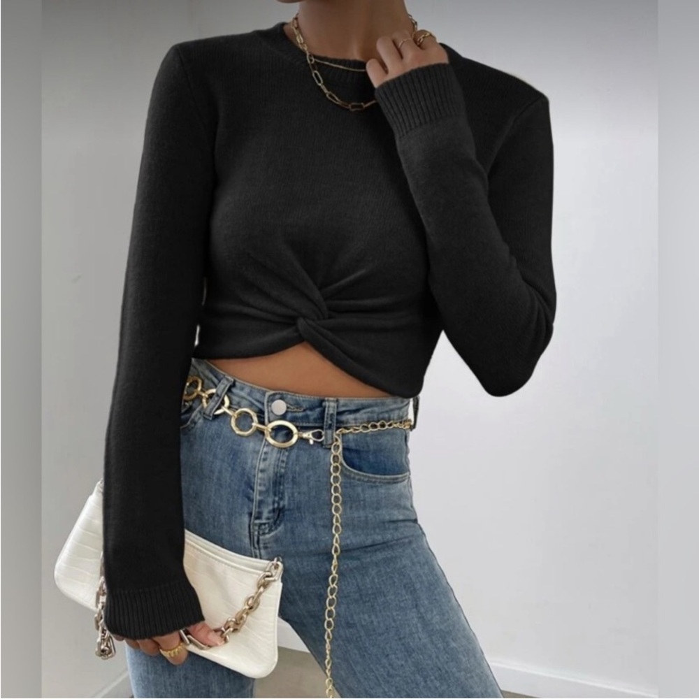 Black Cropped Sweater EUC Fuzzy Mohair Crop Top Crewneck Front Knot Size M